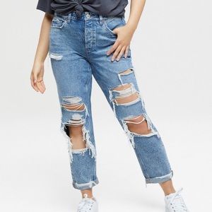 AE Ripped Low Rise Tomgirl Jeans